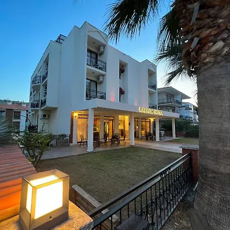 Bayram Hotel 3*