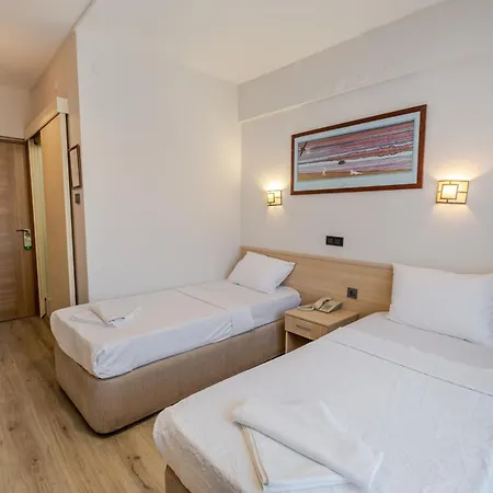 Bayram Hotel 3*